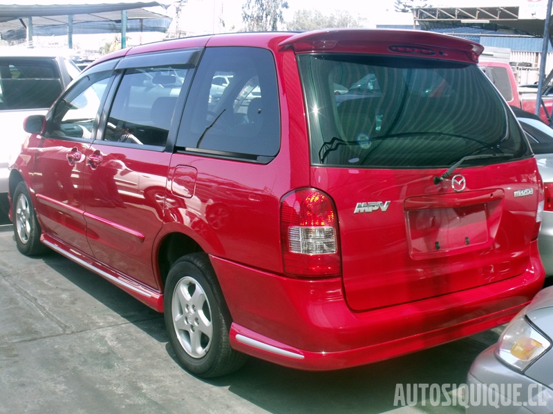 Archivo:MPV 2 Vista posterior, con kit deportivo (06-1999 - 04-2002).jpeg