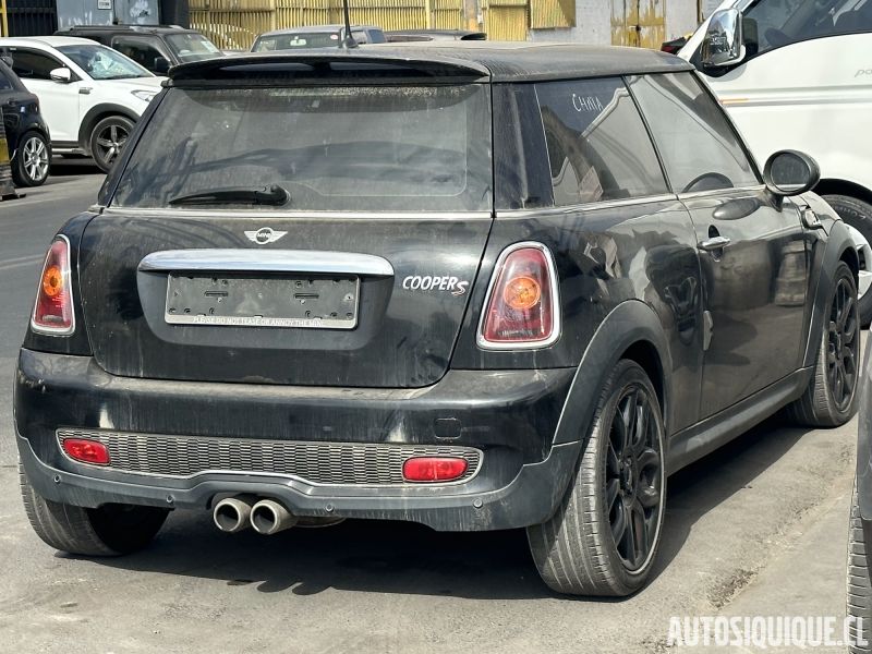 Archivo:Mini Hatch 2 KDM COOPER S 2007 - 2010.jpeg