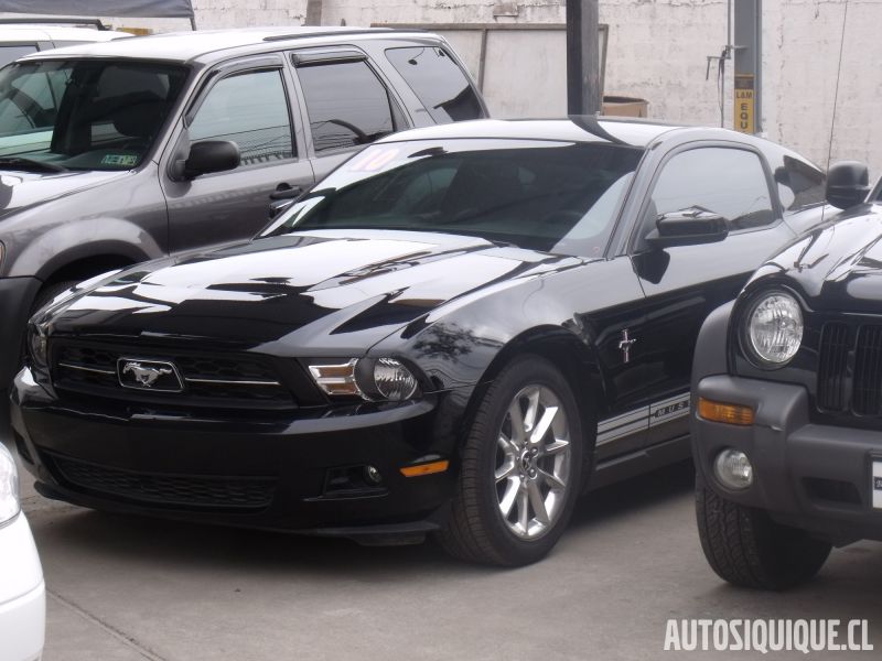 Archivo:Mustang 5 MY2010 - 2012 PONY PACKAGE.jpeg