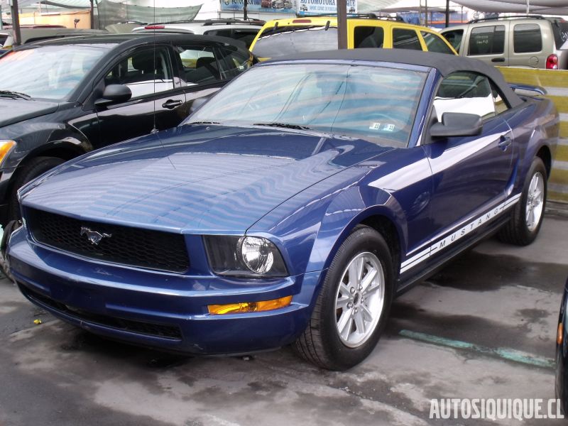 Archivo:Mustang 5 MY2005 - 2009 CONVERTIBLE.jpeg