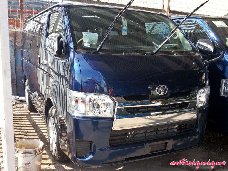 Archivo:Toyota Hiace Van 5 112013 122017.jpeg