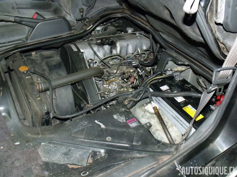 Archivo:Mitsubishi Delica Star Wagon Motor 4D56.jpeg