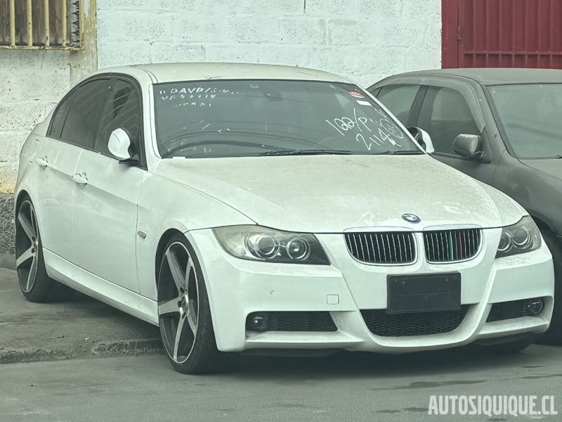 Archivo:BMW E90 SEDAN 04-2005 - 10-2008 M SPORT PACKAGE.jpeg