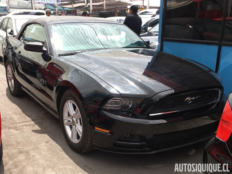 Archivo:Mustang 5 Convertible MY2013 - 2014.jpeg