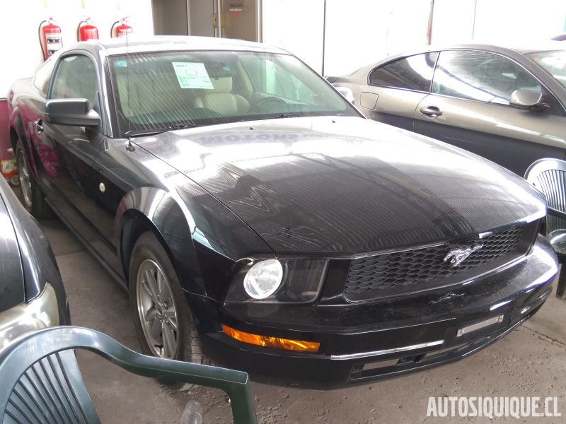 Archivo:Mustang 5 06-2006 - 11-2009 JDM FRONT.jpeg