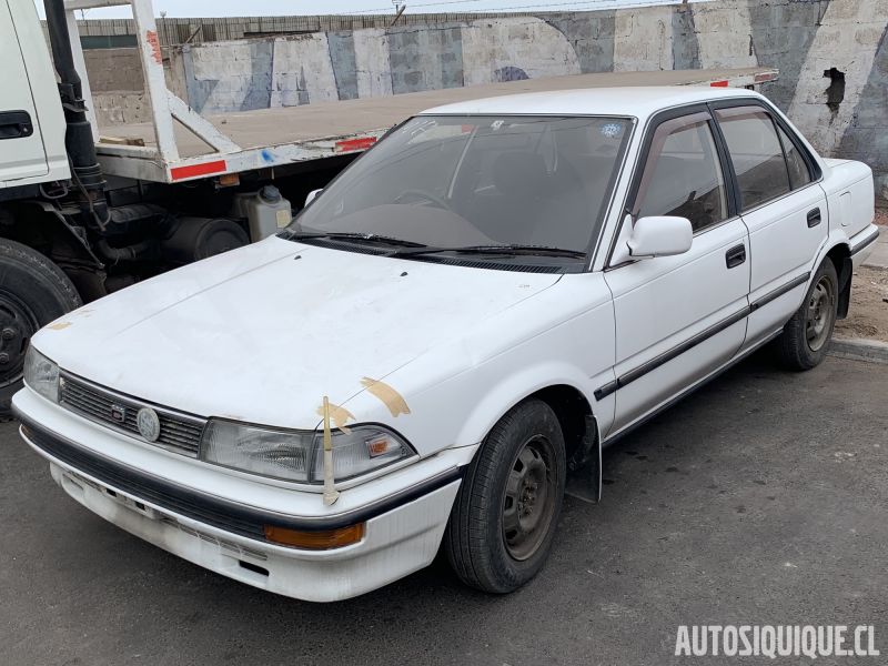 Archivo:Toyota Corolla 6 05-1987 - 05-1989.jpeg