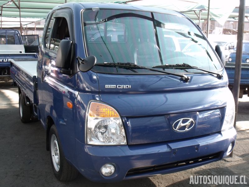 Archivo:Hyundai Porter 4 01-2004 - 01-2008.jpeg