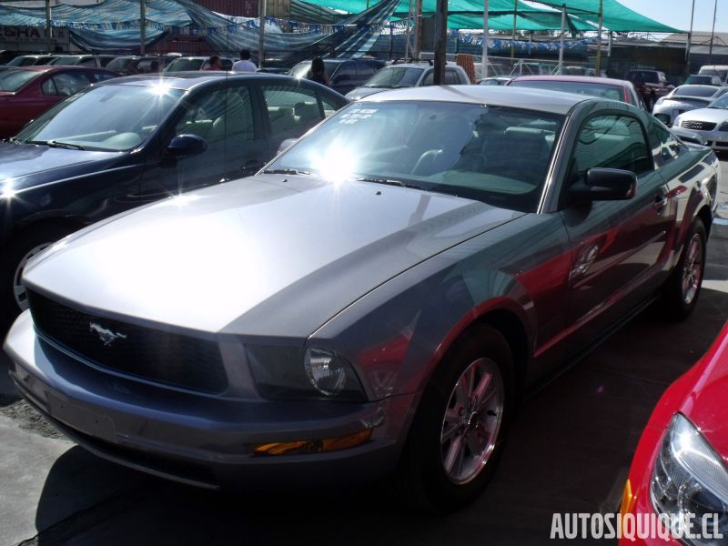 Archivo:Mustang 5 MY2005 - 2009 FRONT.jpeg