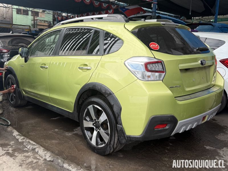 Archivo:Subaru XV Hybrid JDM REAR.jpeg
