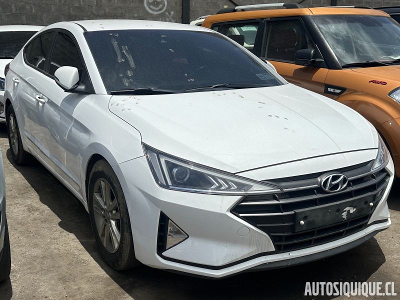 Archivo:Hyundai Avante 5 09-2018 - 03-2020.jpeg