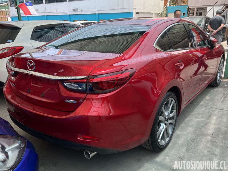 Archivo:Mazda Atenza 3 11-2012 - 01-2015 REAR.jpeg