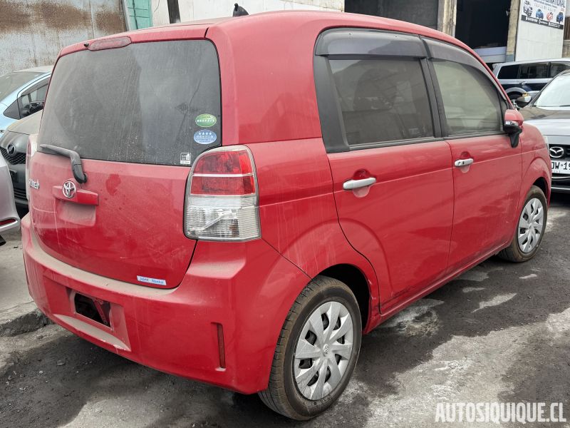 Archivo:Toyota Spade 07-2012 - 07-2015 REAR.jpeg