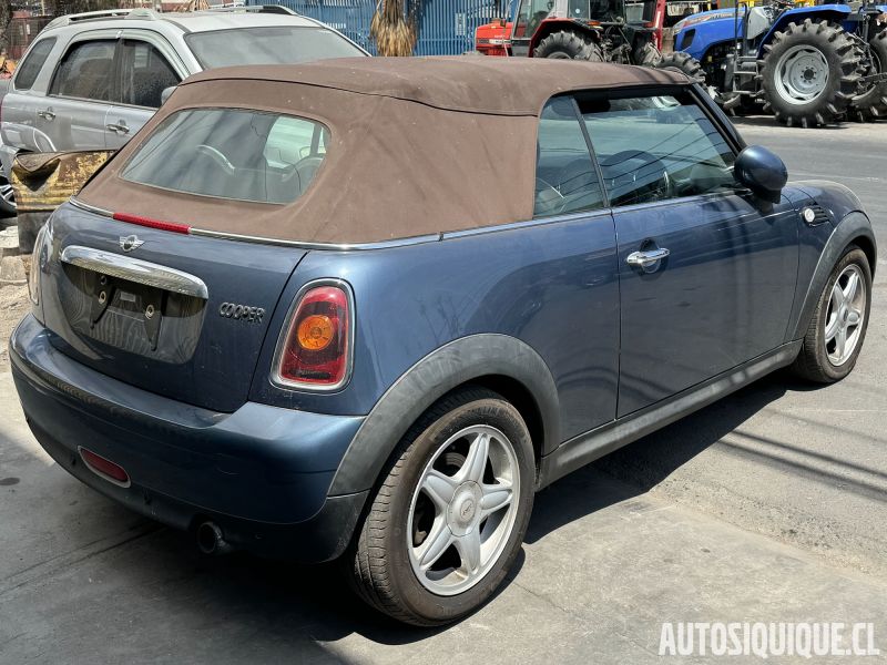 Archivo:Mini Hatch 2 JDM 04-2009 - 10-2010 CONVERTIBLE COOPER S.jpeg
