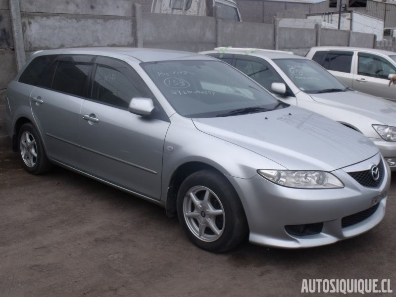 Archivo:Mazda Atenza 1 Wagon 06-2002 - 06-2005.jpeg