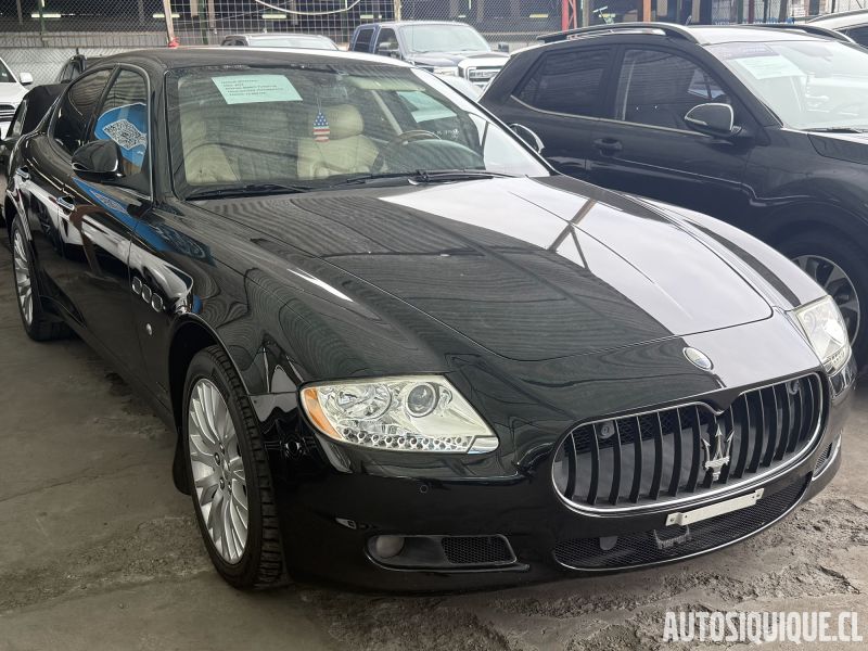 Archivo:Maserati Quattroporte 5 12-2008 - 04-2013.jpeg