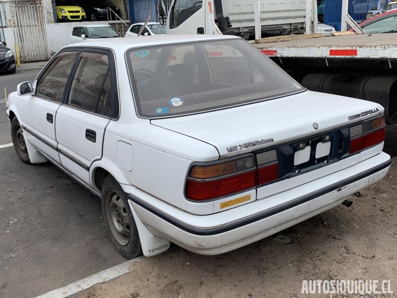 Archivo:Toyota Corolla 6 05-1987 - 05-1989 REAR.jpeg