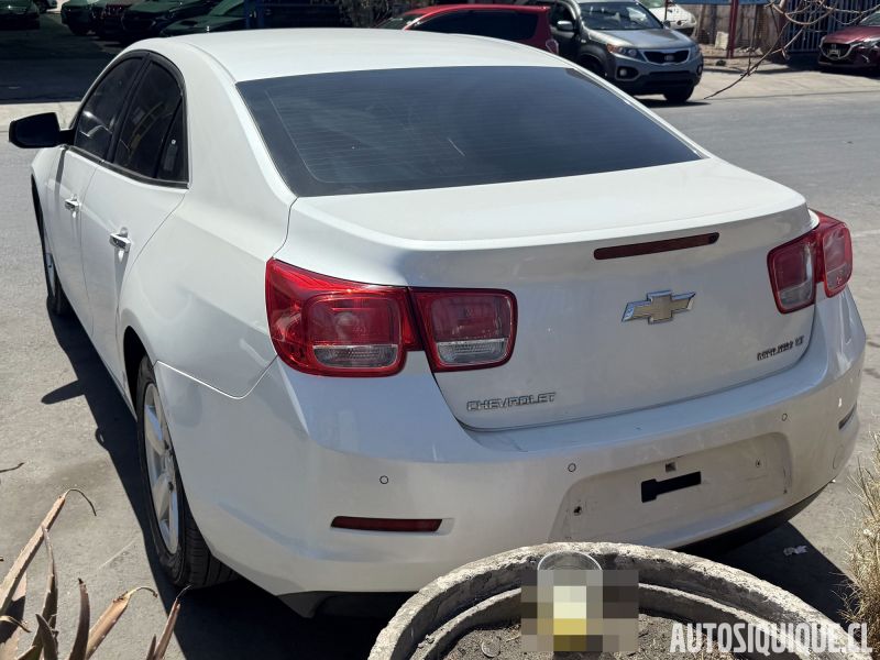 Archivo:Chevy Malibu 8 KDM REAR.jpeg