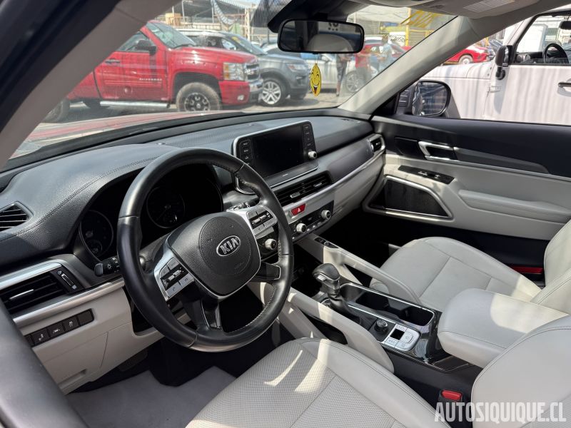 Archivo:Kia Telluride MY2020 - 2021 Interior.jpeg