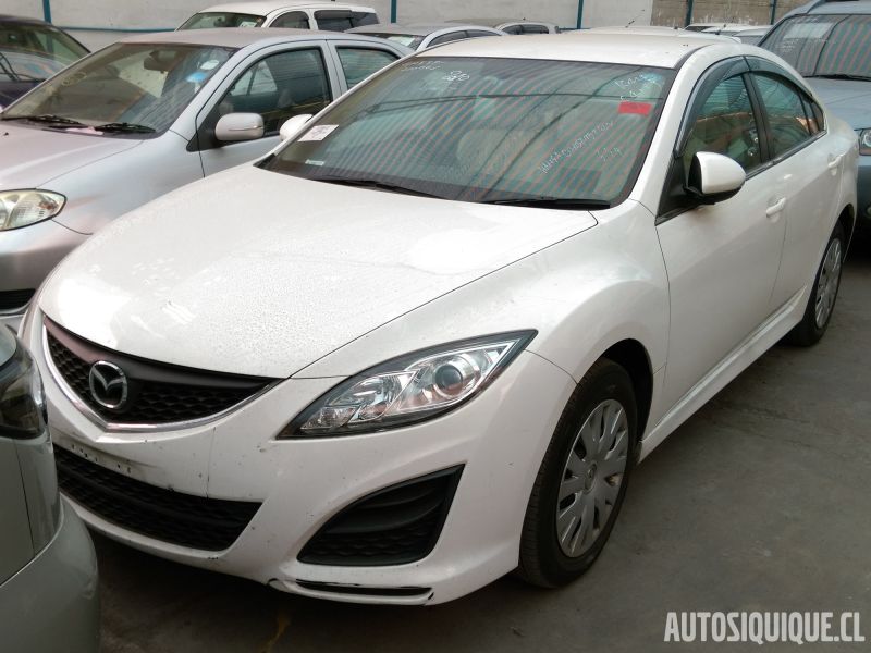 Archivo:Mazda Atenza 2 01-2010 - 11-2012 sedan.jpeg