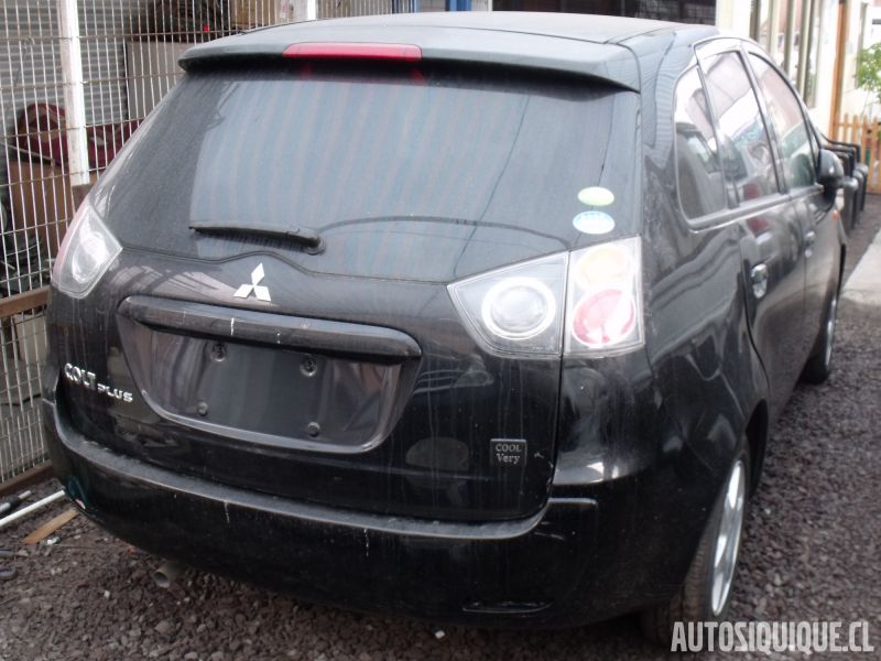 Archivo:Mitsubishi Colt Plus COOL VERY 10-2008 - 10-2012.jpeg