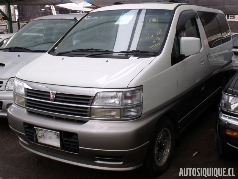 Archivo:Nissan Caravan Elgrand.jpeg